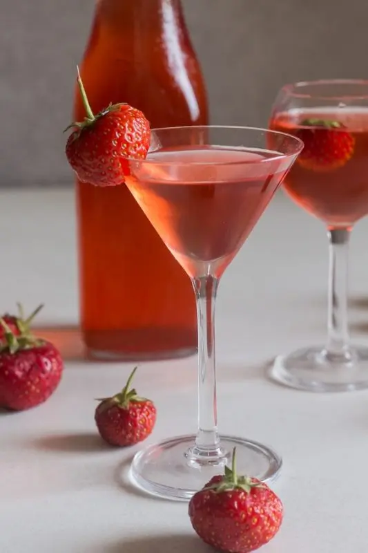 Homemade strawberry liqueurs with and without vodka