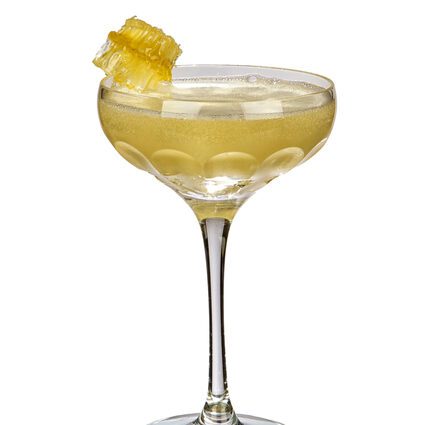 Honey Bee cocktail recipe