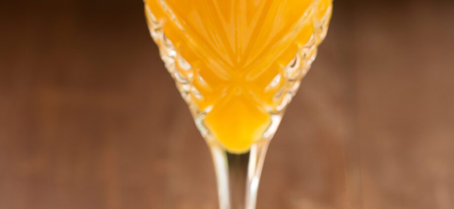 Hot Gold cocktail recipe