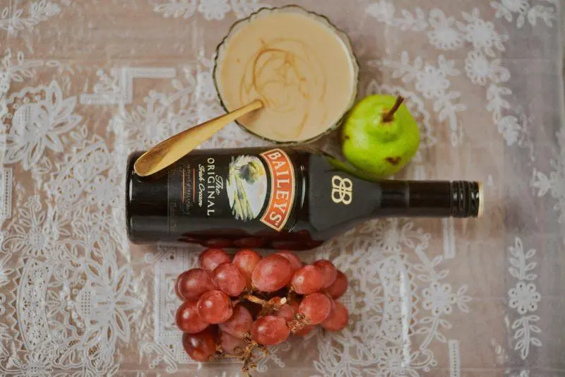 How I make cream liqueur a la Baileys at home: you need condensed milk, coffee and vodka