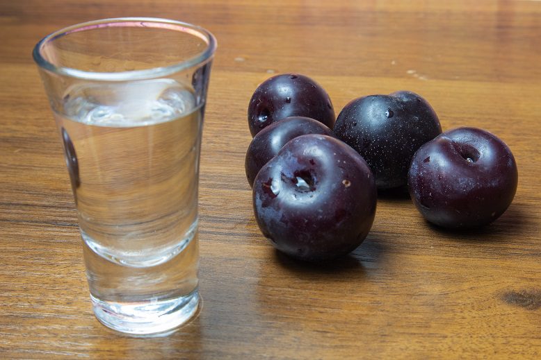 How to cook and drink homemade plum brandy