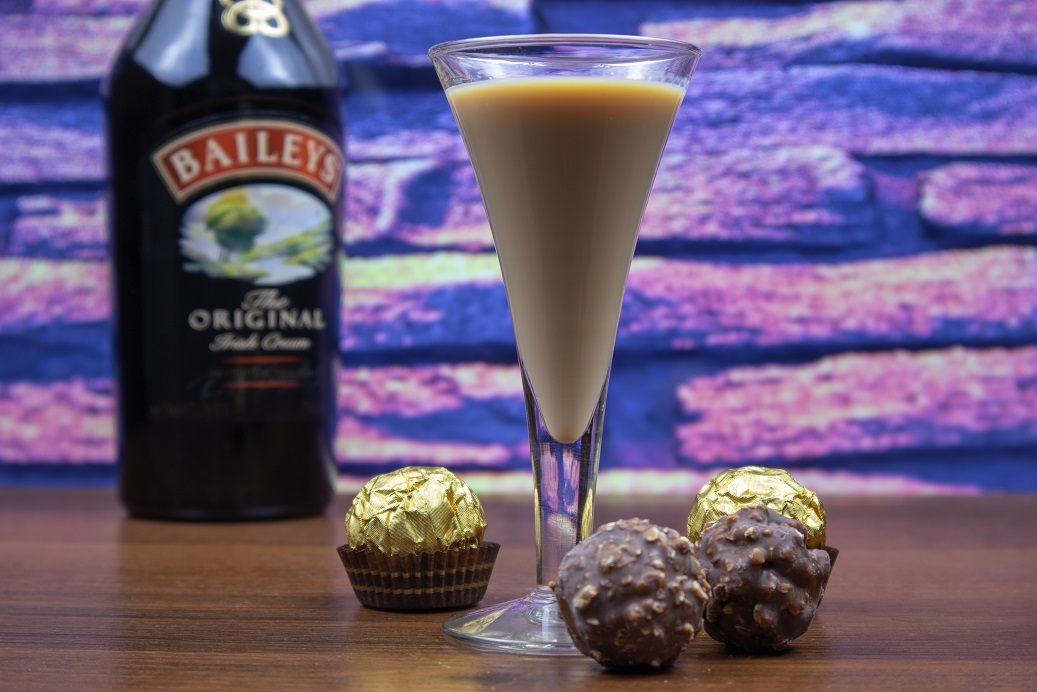 How to drink Baileys (Baileys)