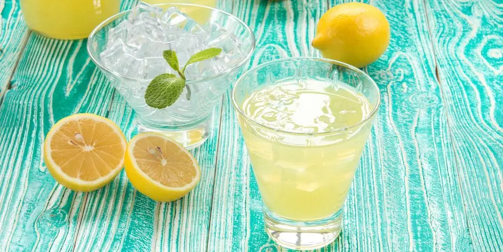 How to drink Limoncello (Limoncello)