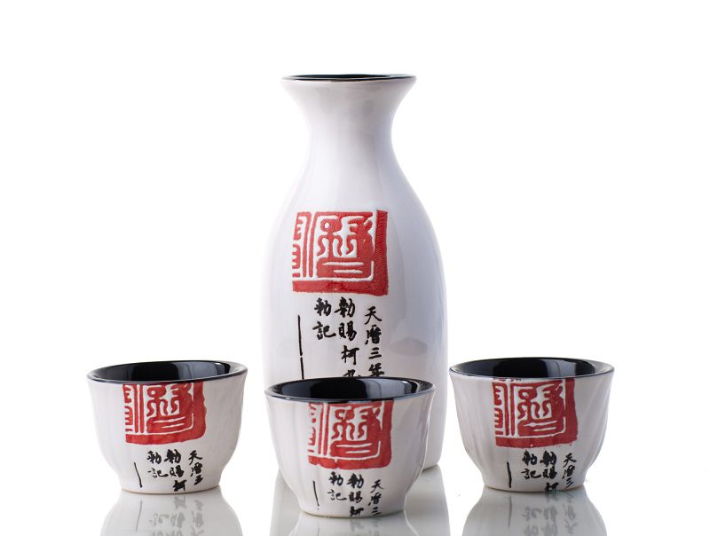 How to drink sake in two ways