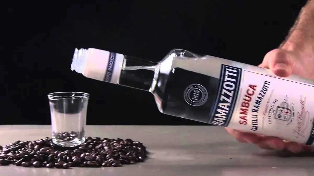 How to drink sambuca: 6 ways + video