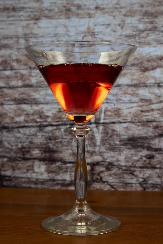 How to drink vermouth: white, red, pink &#8230;