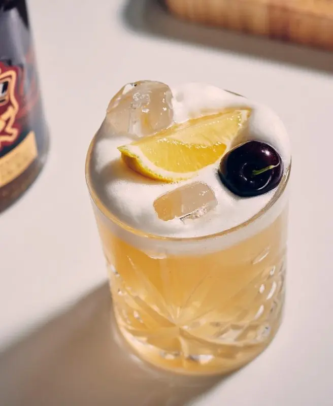 How to Make the Legendary Whiskey Sour: 10 Minutes and Simple Ingredients