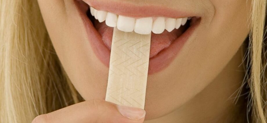 Is chewing gum harmful?