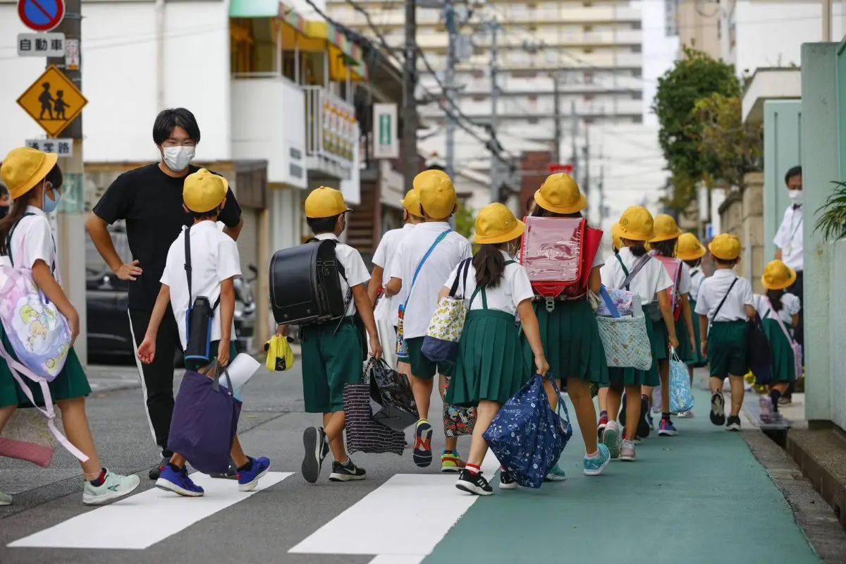 Japanese children are allowed into the city without adults