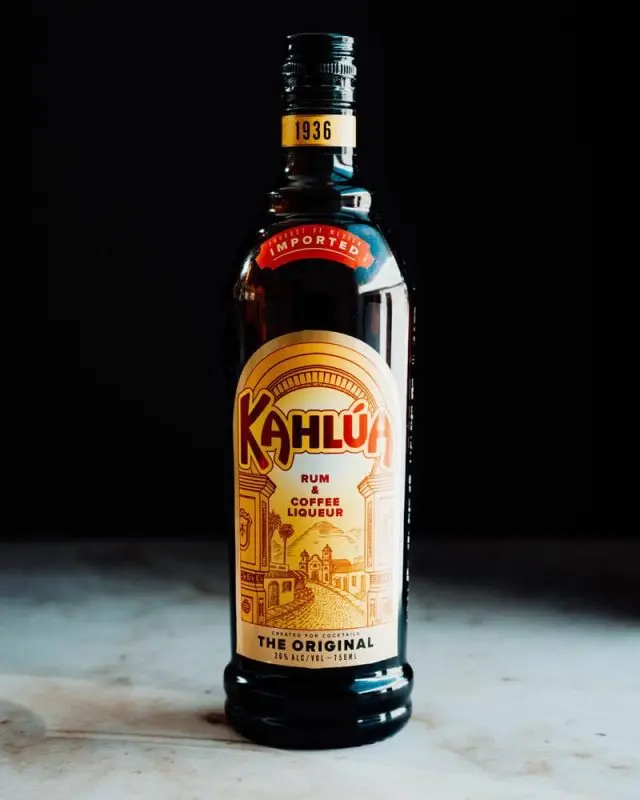 Kahlua liqueur: what you need to know + 21 cocktail recipes