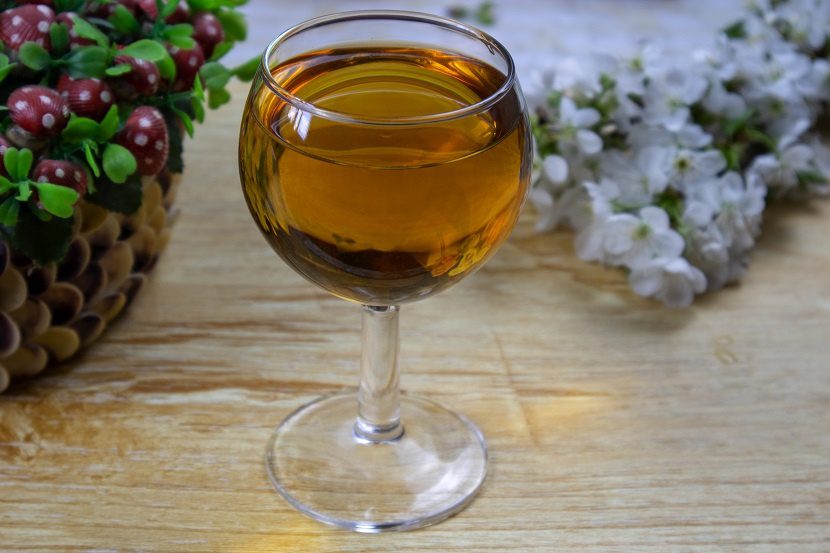 Linden blossom wine