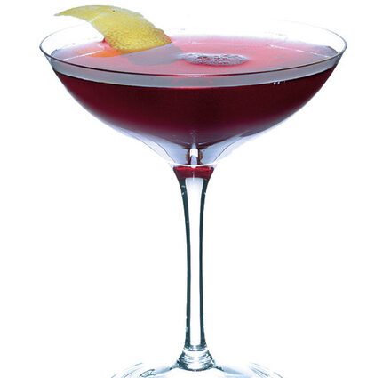 Martini Royale Cocktail: 5 Recipes + History and Ingredients