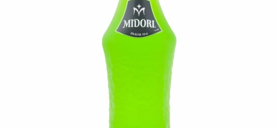 Midori &#8211; melon liqueur at home