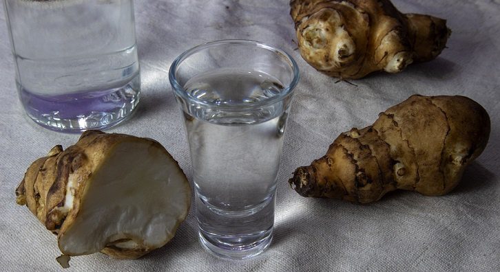 Moonshine from Jerusalem artichoke (ground pear)