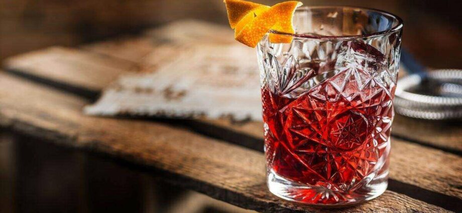 Negroni cocktail &#8211; a subtle combination of gin, vermouth and Campari