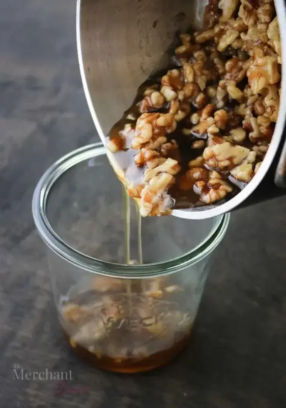 Nut syrup: recipe at home