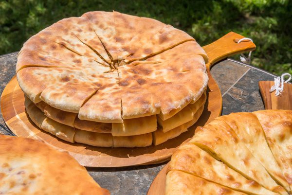 Ossetian pies: a step by step recipe with a photo