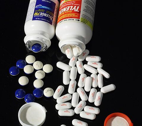 Paracetamol weakens control