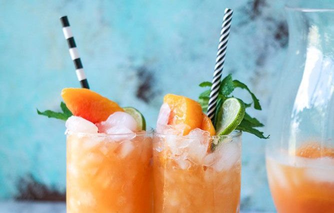 Peach liqueur: 5 homemade recipes