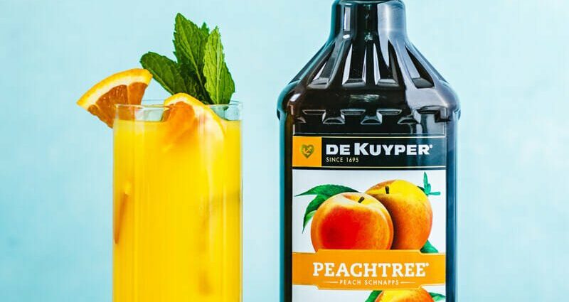 Peach liqueur at home &#8211; TOP 5 recipes