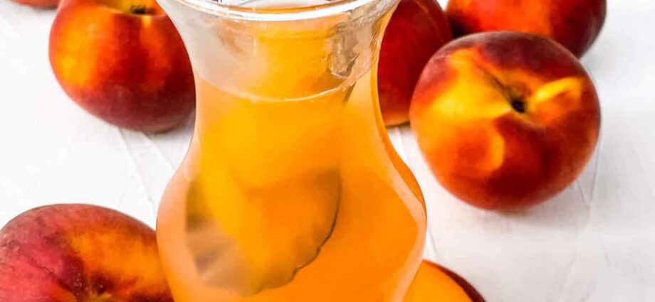 Peach syrup: 3 recipes at home