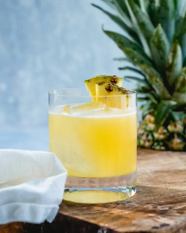 Pineapple juice in cocktails