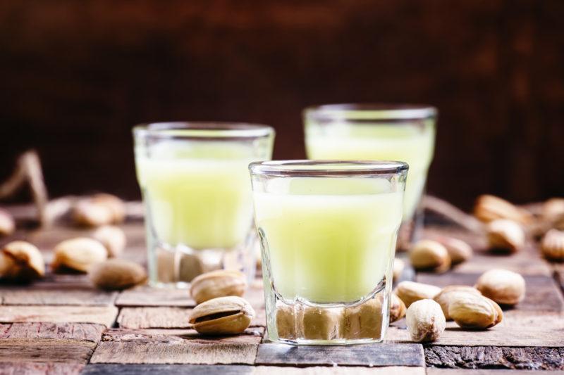 Pistachio tinctures and liqueurs &#8211; 4 cool recipes!