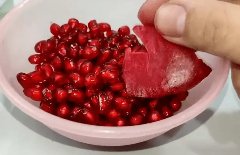 Pomegranate tincture on vodka