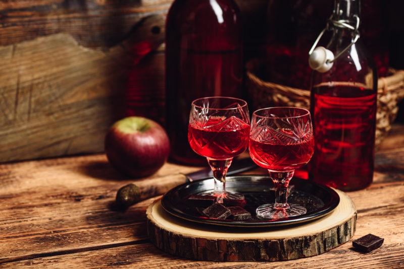 Pomegranate tincture with vodka and alcohol