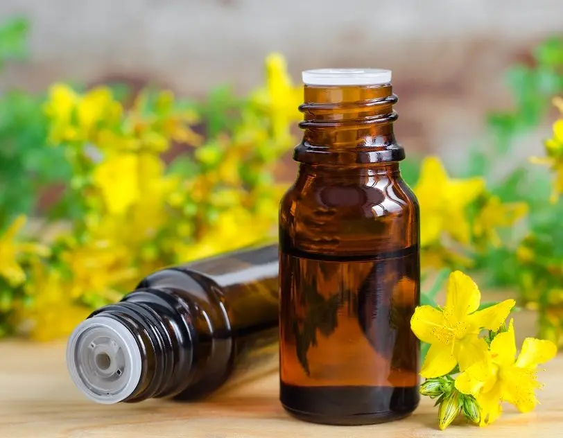 Preparation and use of St. John&#8217;s wort tincture on vodka (alcohol)