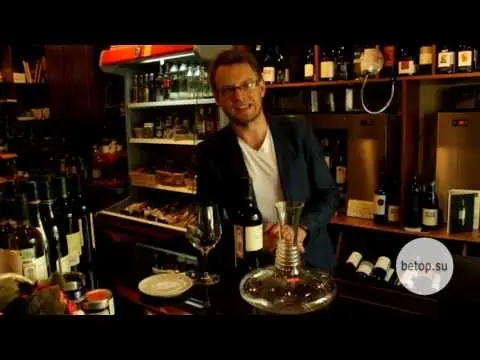 Proper decantation of wine: videos and tips