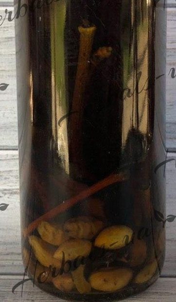 Recipe and application of Japanese Sophora tincture on vodka (alcohol)