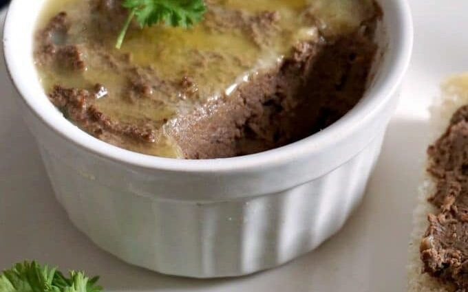 Recipe for tender homemade chicken liver pate