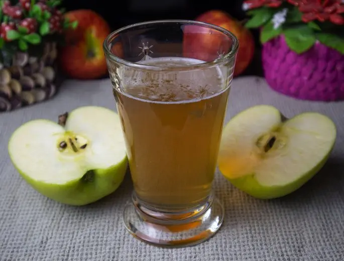 Recipes for homemade apple kvass