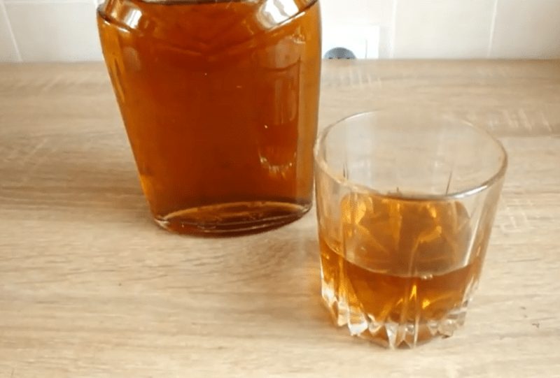 Recipes &#8220;whiskey&#8221; from moonshine at home