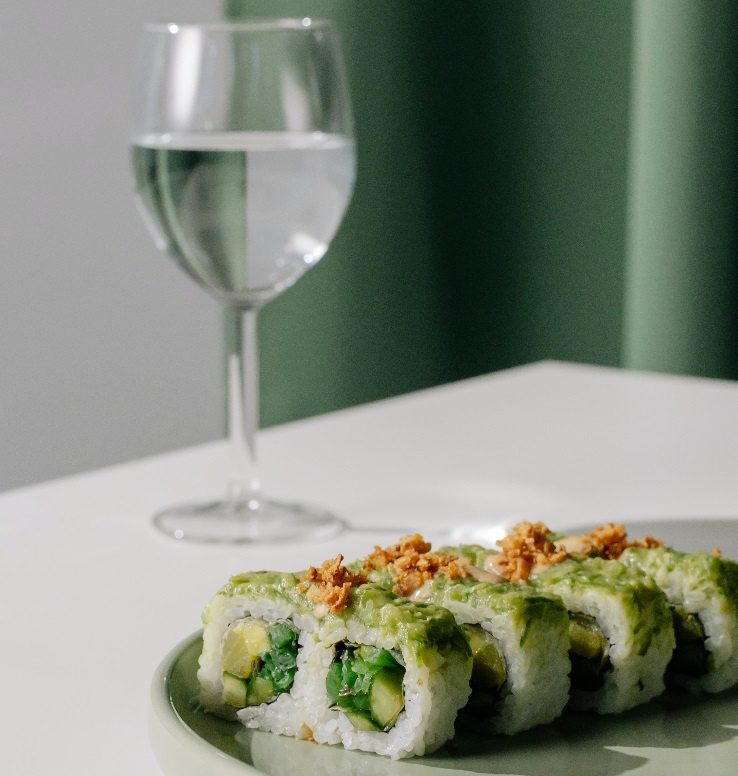 Rules for pairing sushi with wine (red and white)