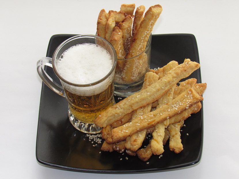 Simple homemade beer cookies (sweet and salty)