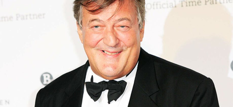 Stephen Fry: &#8220;I ran away after the premiere of the play without saying a word to anyone&#8221;