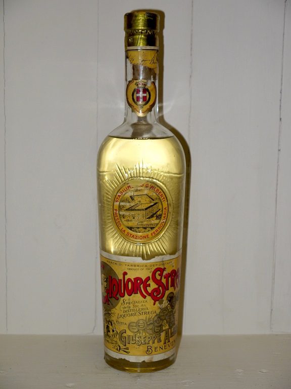 Strega (Strega) &#8211; Italian liquor of sorcerers and witches