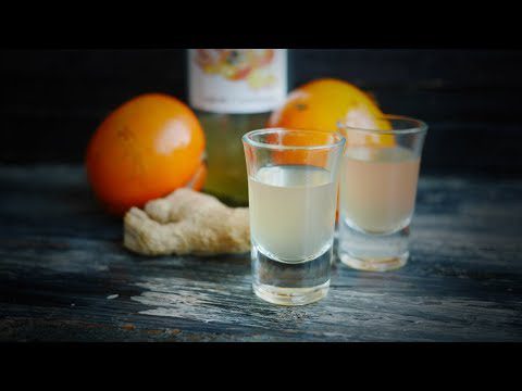 Strong persimmon liqueur with ginger