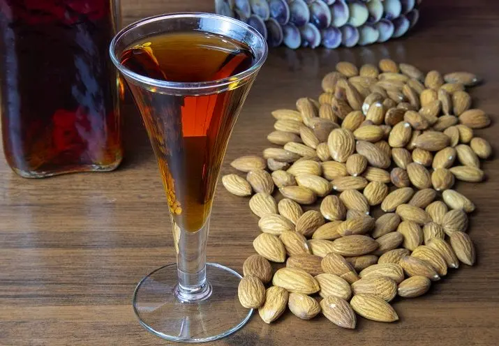 The best homemade amaretto recipe