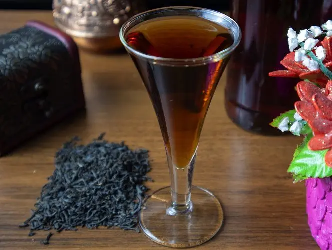 The most successful tea liqueur recipes