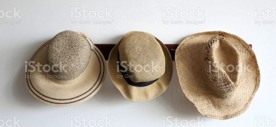 Three Hats (Трес Сомбрерос)