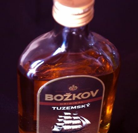 Tuzemák &#8211; Czech &#8220;rum&#8221; made from potatoes or beets