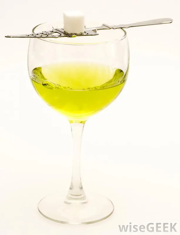 Types and varieties of absinthe