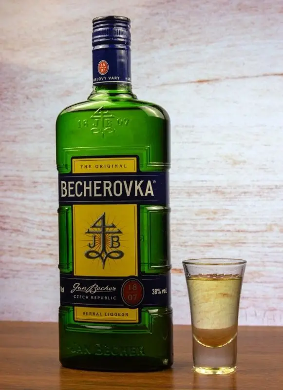 Ways to drink Becherovka correctly