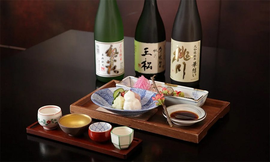 What alcohol is suitable for rolls and sushi?