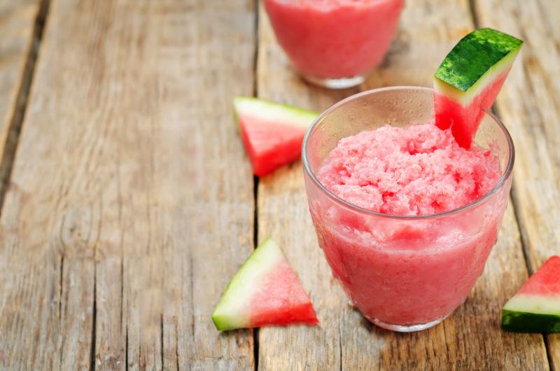 What is the difference between smoothie and fresh juice. Summer drink recipes.