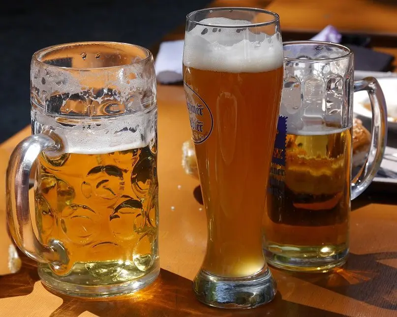 Wheat beer: Weizenbier, Hefeweizen, Witbier, Blanche and other varieties