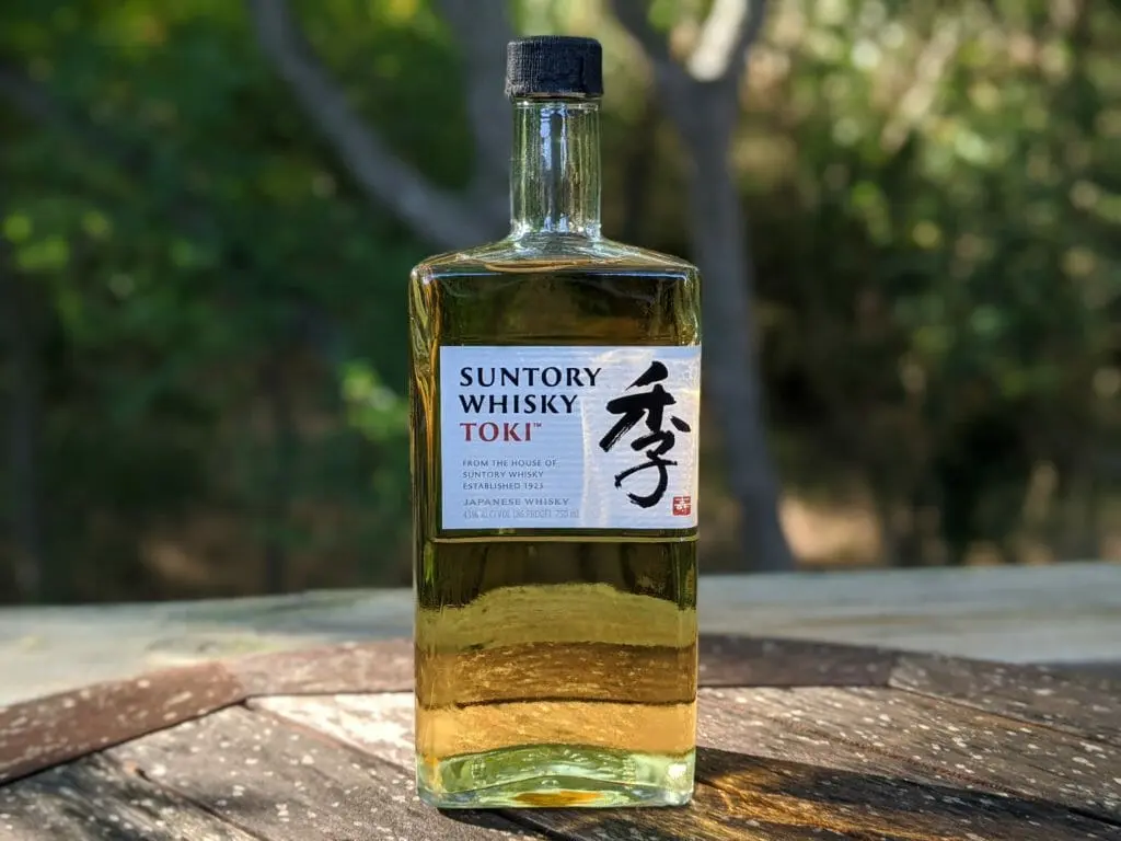 Whiskey Suntory: history, review of taste and types